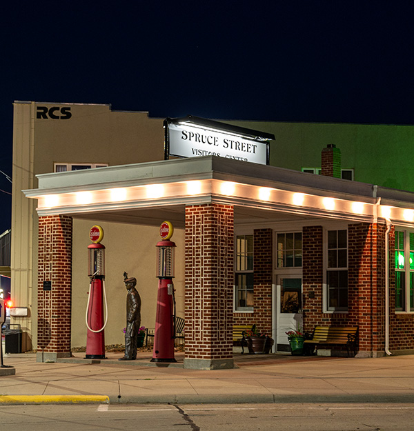 Photo of Spruce Street Station at night